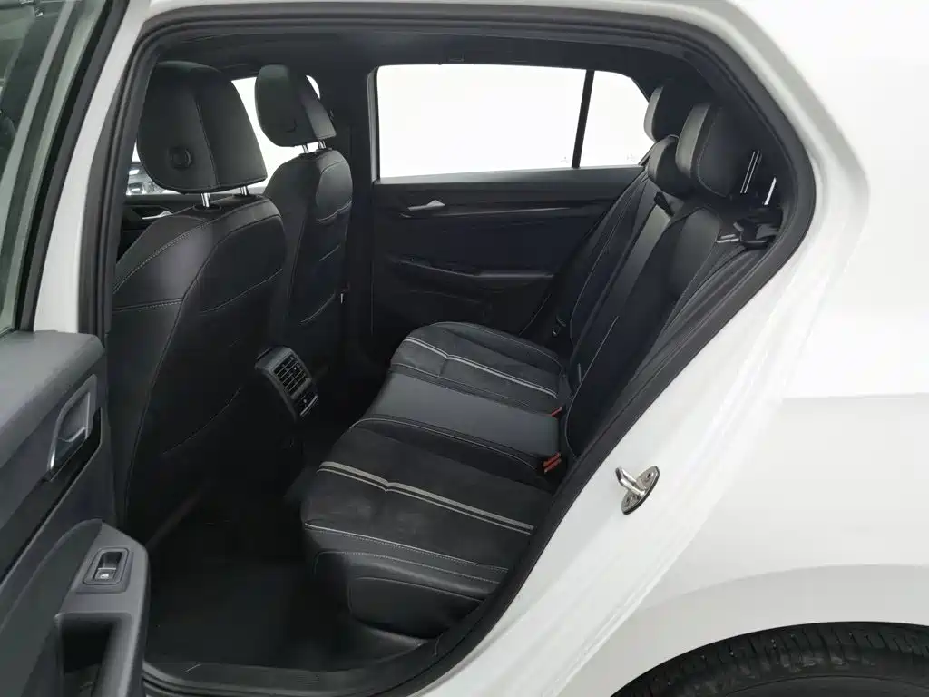 Volkswagen Golf — миниатюра 15