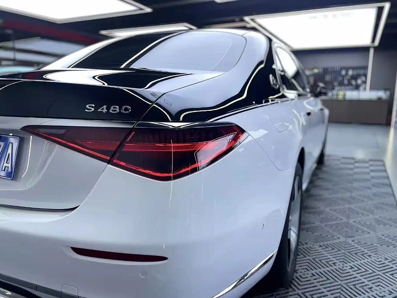 Mercedes-Benz Maybach S-Class