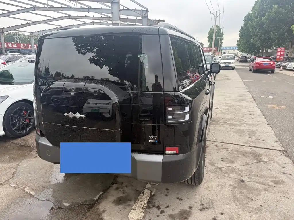 Fangchengbao Leopard 7 7 2025 200KM Max