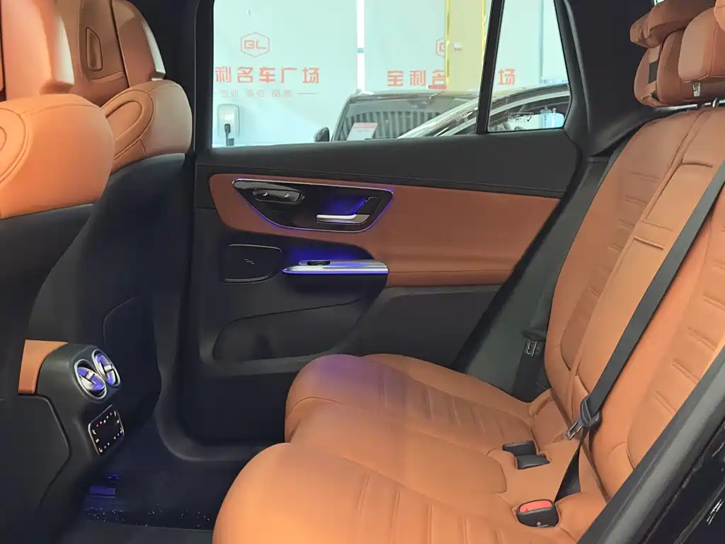 Mercedes-Benz GLC — миниатюра 7