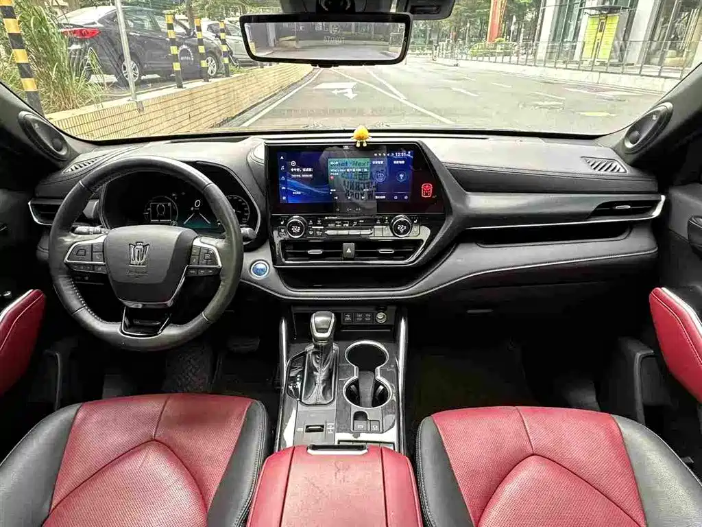 Toyota Crown Kluger — миниатюра 7