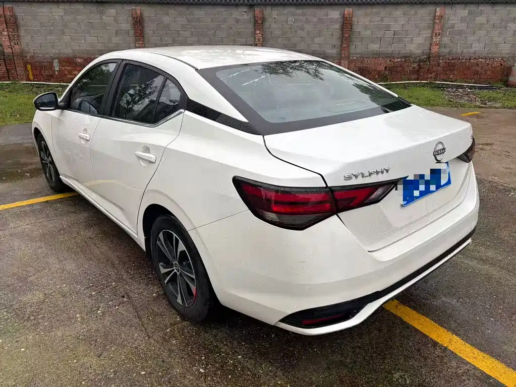 Nissan Sylphy — миниатюра 6