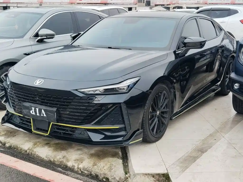 Changan UNI-V