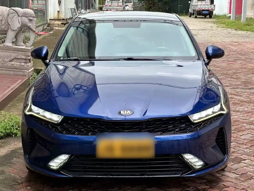 Kia K5 — миниатюра 14