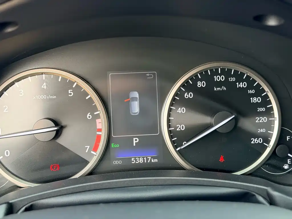 Lexus NX — миниатюра 6