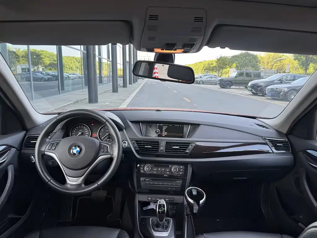 BMW X1 — миниатюра 12