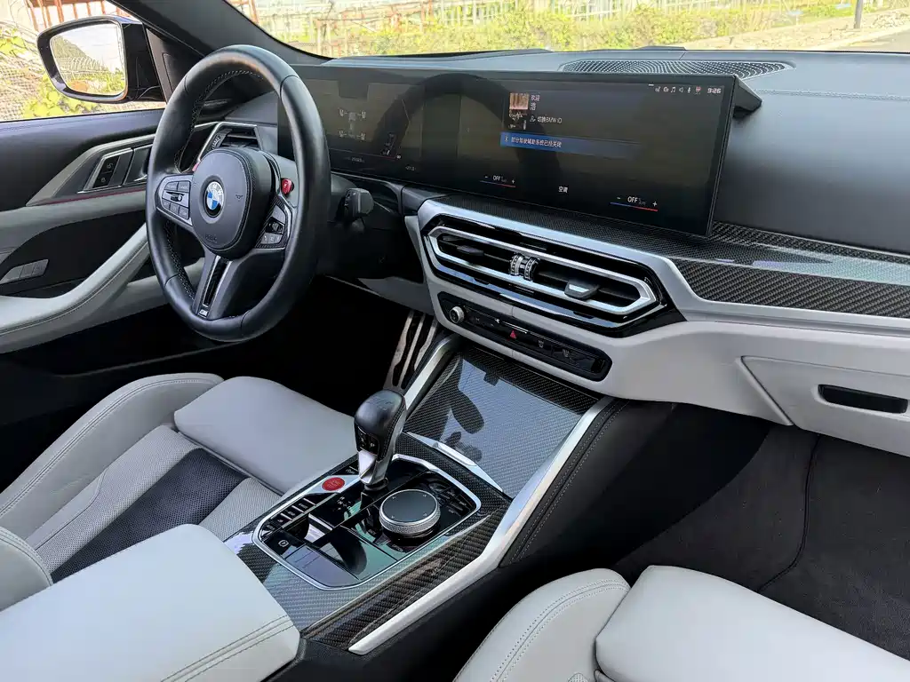 BMW M4 — миниатюра 11