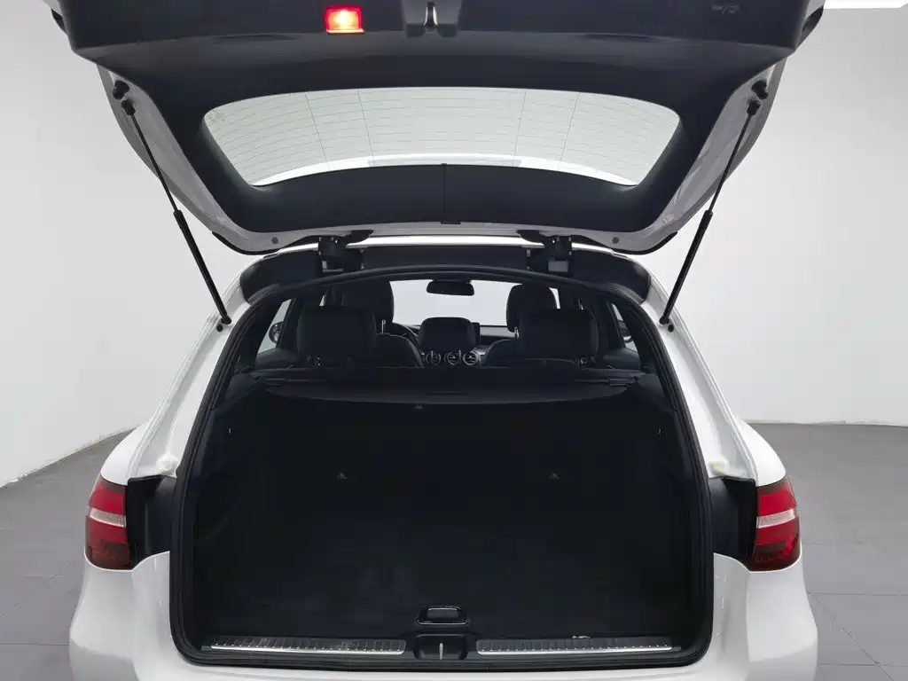 Mercedes-Benz GLC — миниатюра 16
