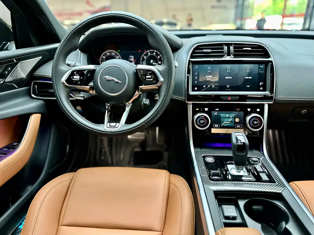 Jaguar XEL 2024 2.0T 250PS R-DYNAMIC S Sport