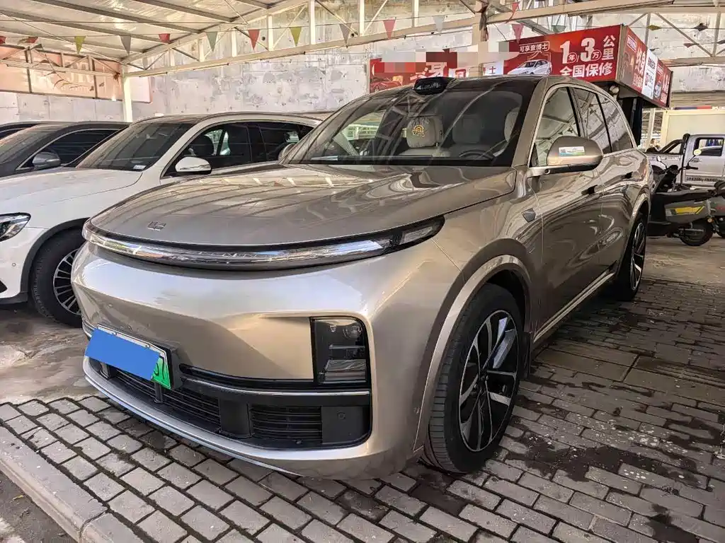 Li Auto Li L8 2023