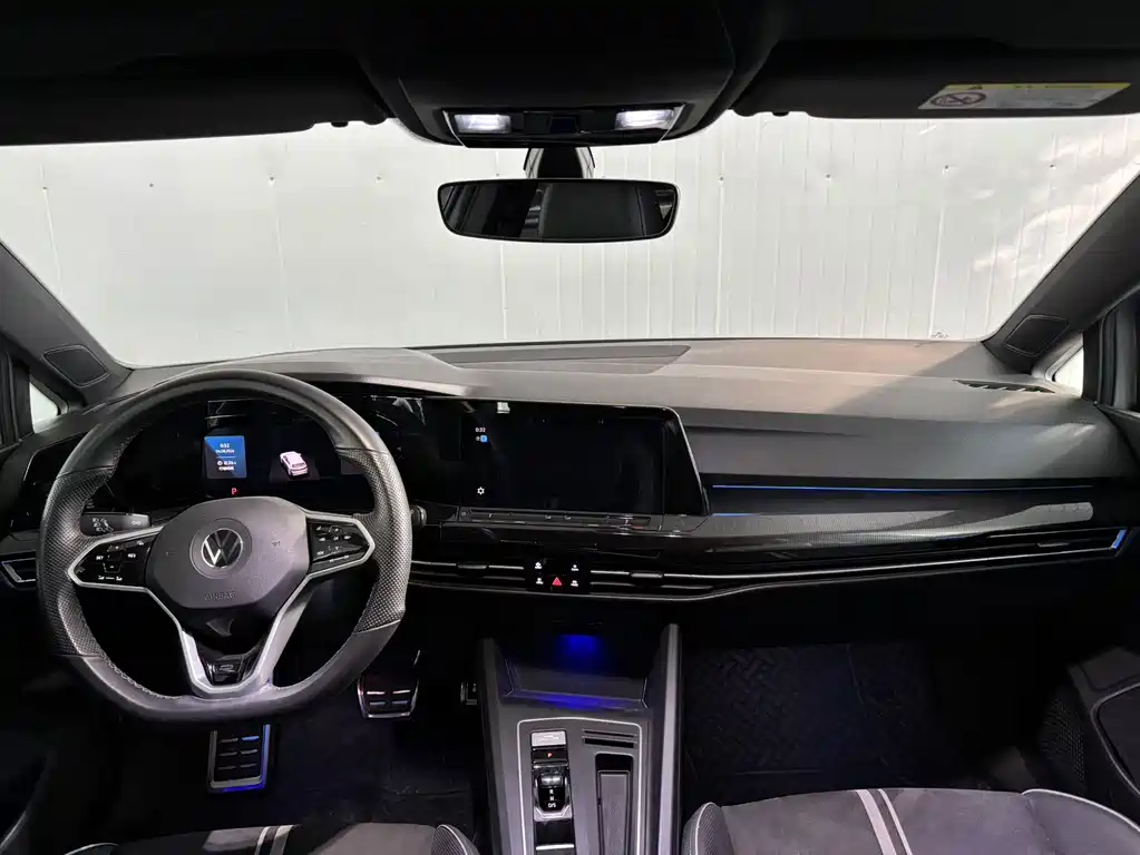 Volkswagen Golf — миниатюра 11