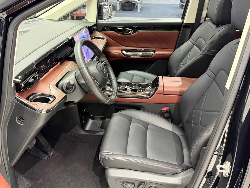 GAC E8 PHEV 2024 150km MAX+