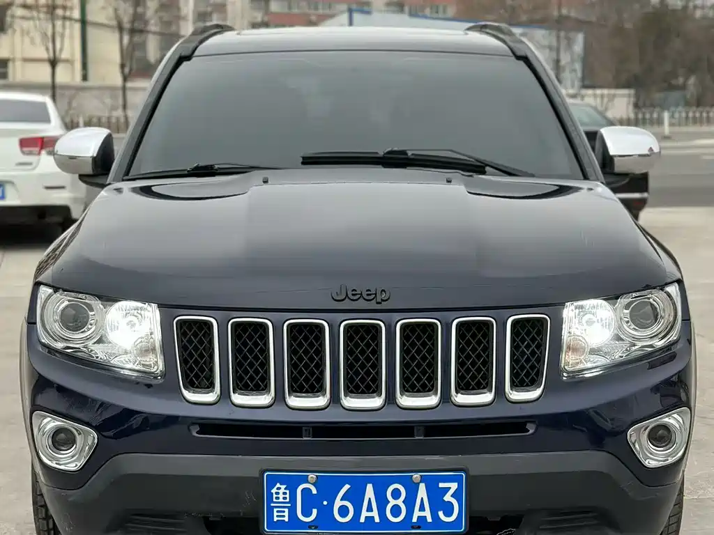 Jeep Compass (Import) 2.4L 4WD Sport Edition, фото 2