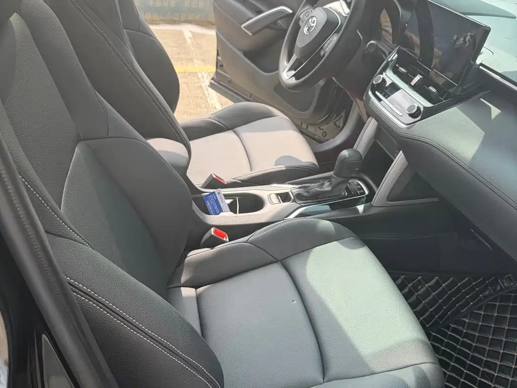Toyota Frontlander — миниатюра 10