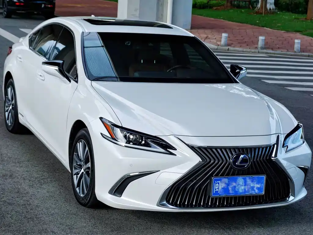 Lexus ES — миниатюра 2