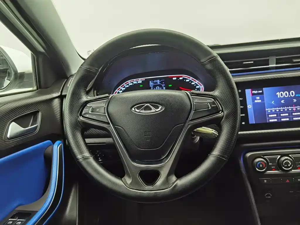 Chery New Energy Tiggo 3xe — миниатюра 11
