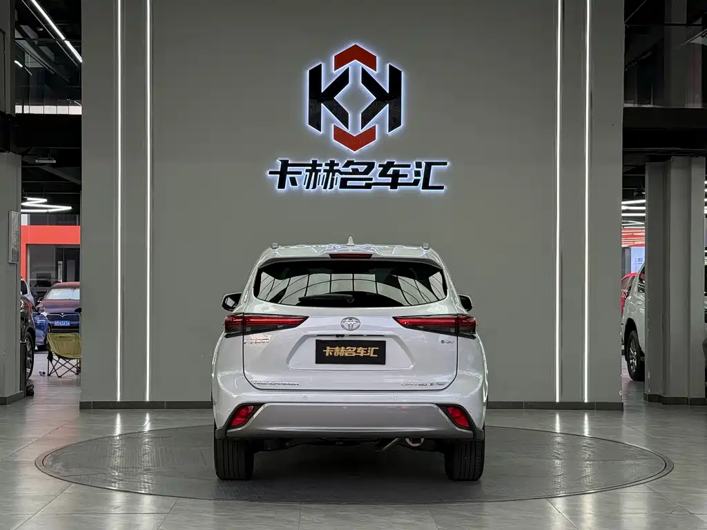 Toyota Highlander — миниатюра 4