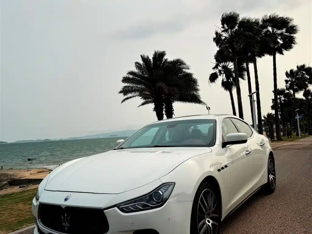 Купить Maserati Ghibli