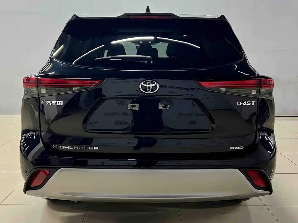 TOYOTA HIGHLANDER