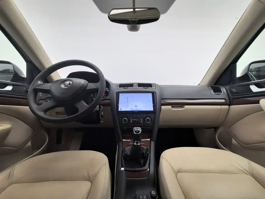 Skoda Octavia — миниатюра 5