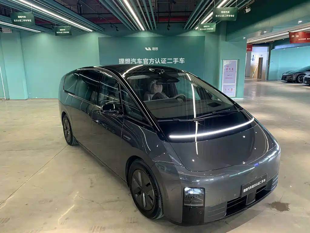Li Auto Li MEGA — миниатюра 4