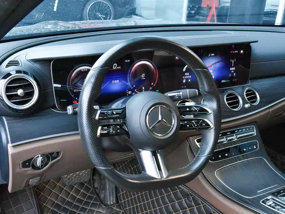 Mercedes-Benz E-Class E 2022 E 300 L Sport Fashion