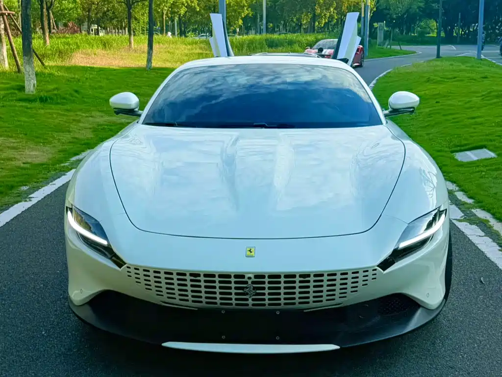 Ferrari Roma — миниатюра 2
