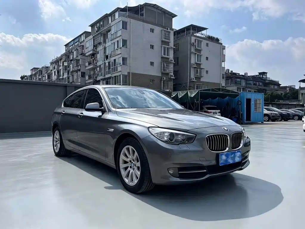 BMW 5 Series GT 5 GT 2010 535i Luxury