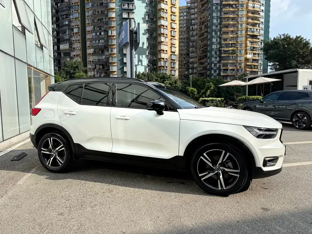Volvo XC40 2020 T4 Sport