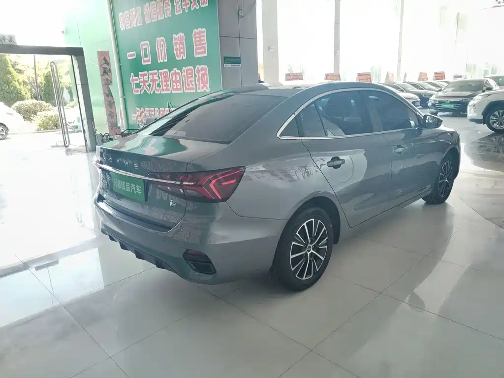 Roewe i5 — миниатюра 8