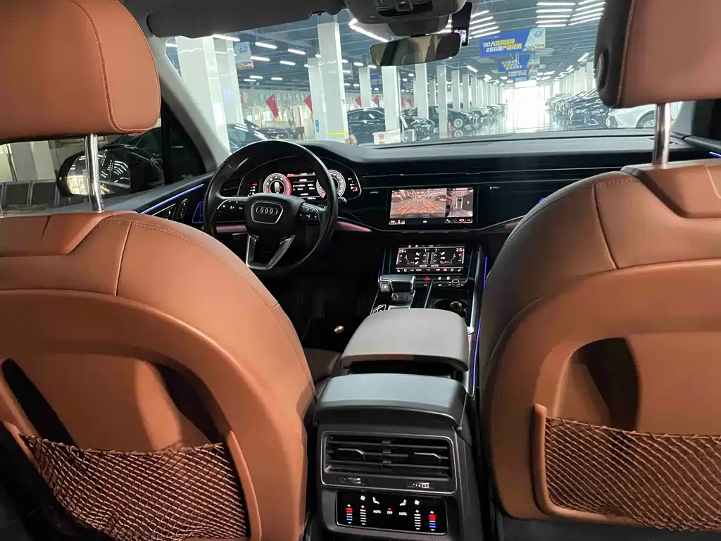 Audi Q7 — миниатюра 10