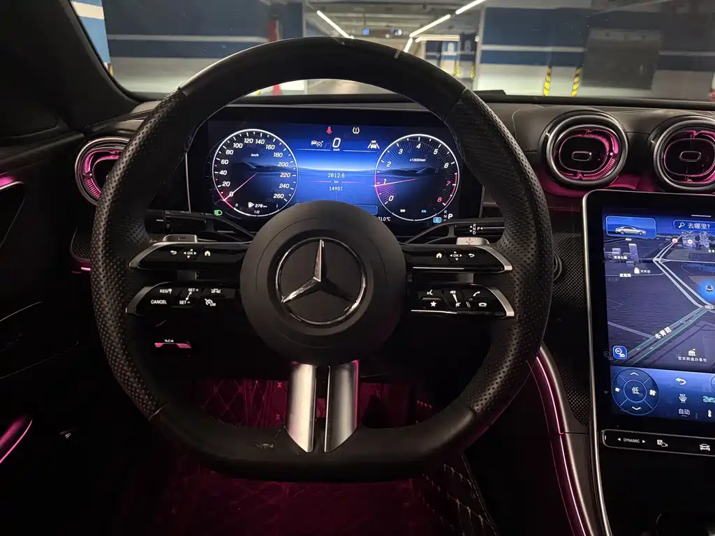 Mercedes-Benz C-Class — миниатюра 12
