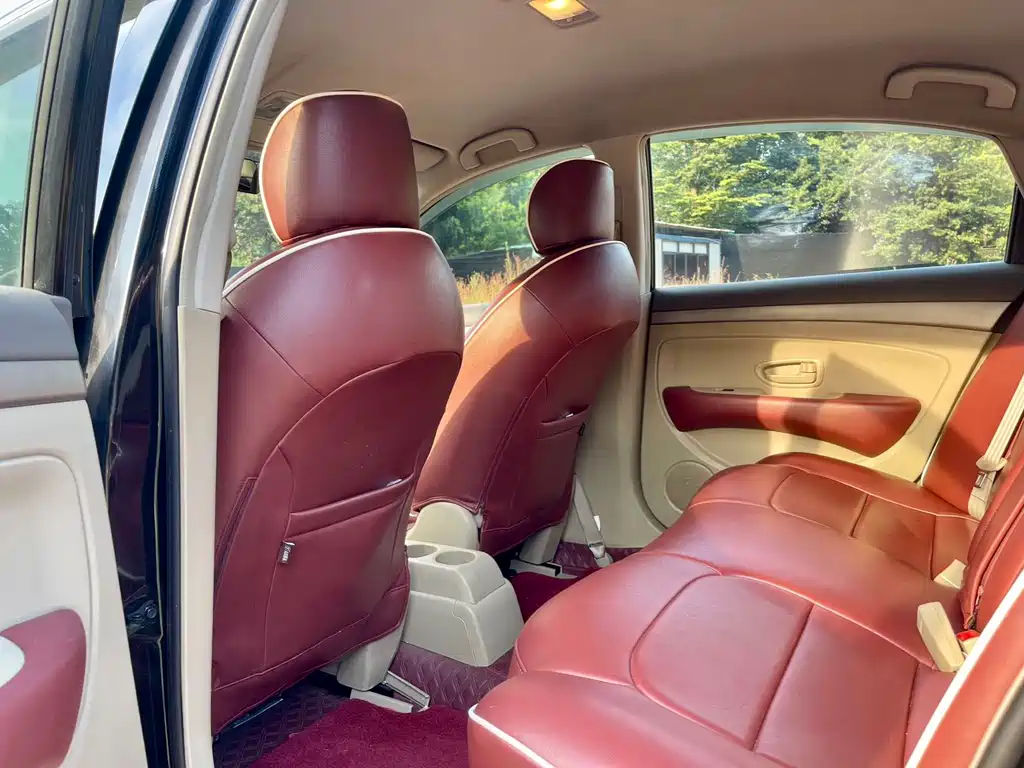 Nissan Sylphy — миниатюра 10