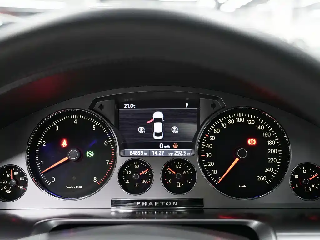 Volkswagen Phaeton — миниатюра 28