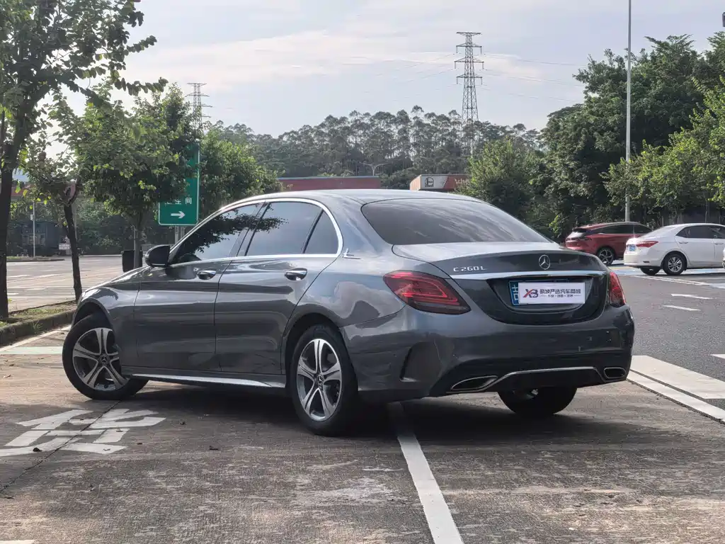 Mercedes-Benz C-Class — миниатюра 4
