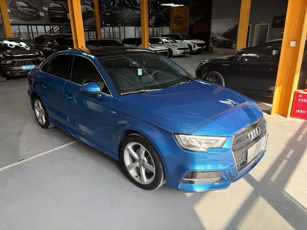 AUDI A3