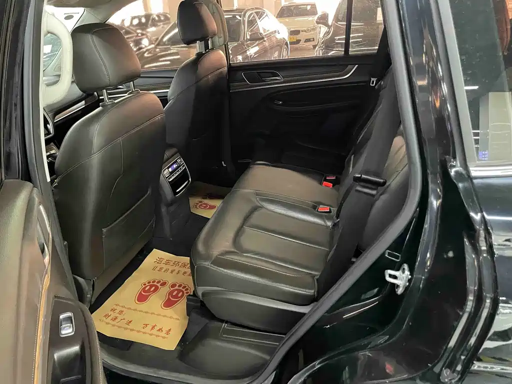 Roewe RX8 — миниатюра 14
