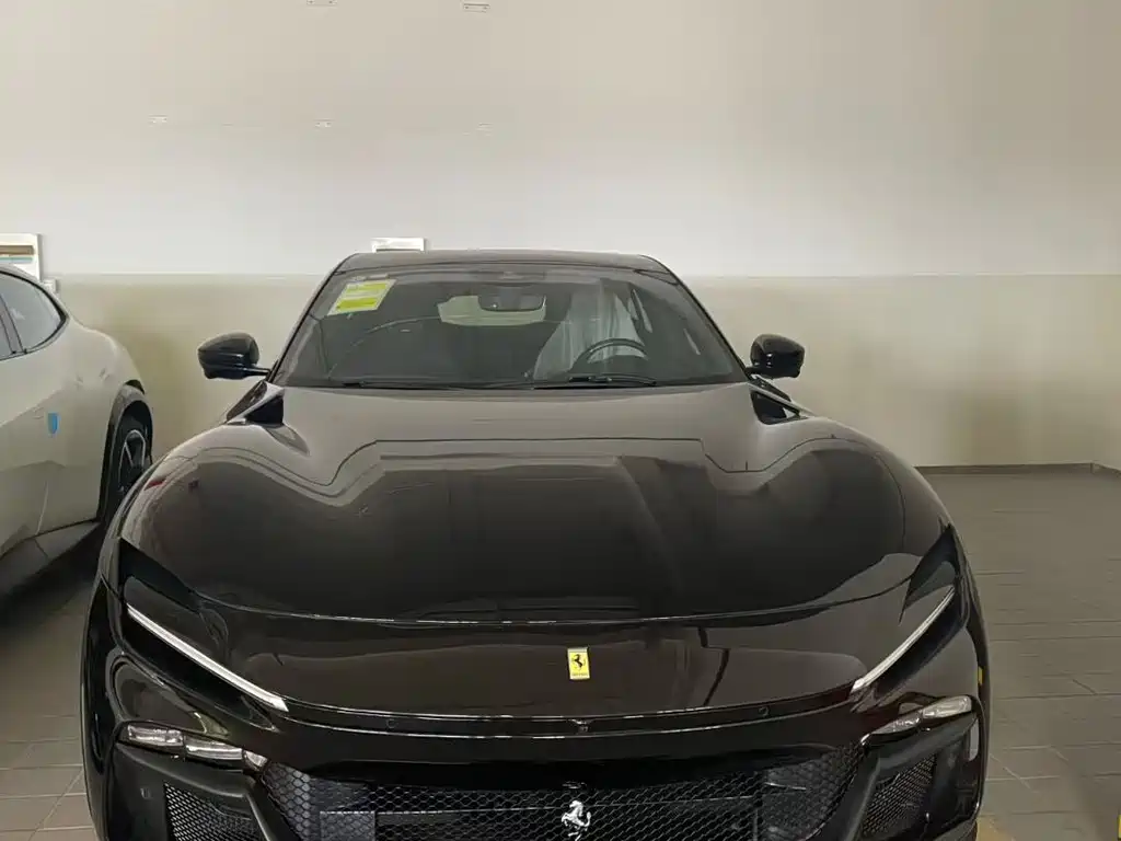Ferrari Purosangue 0