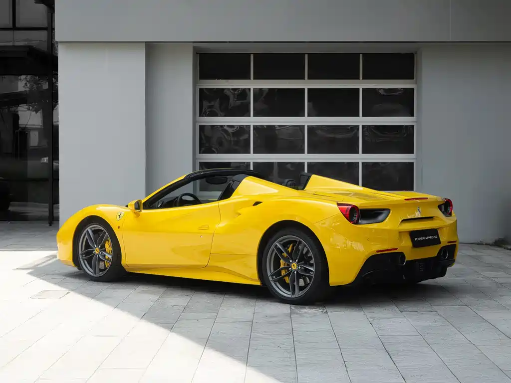 Ferrari 488 — миниатюра 7