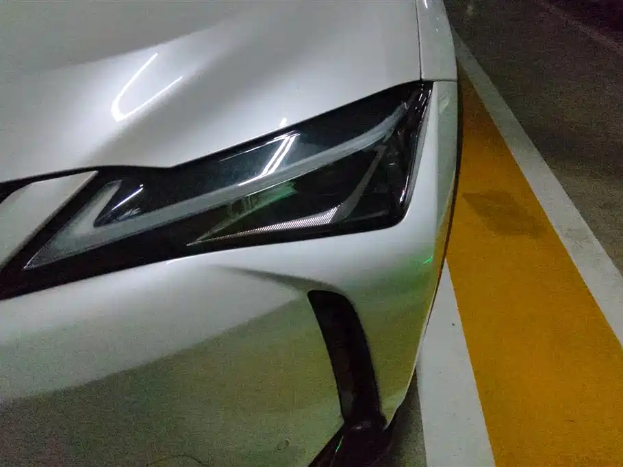 Lexus UX 2020 260h