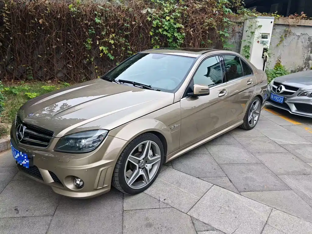 Mercedes-Benz C-Class AMG 2011