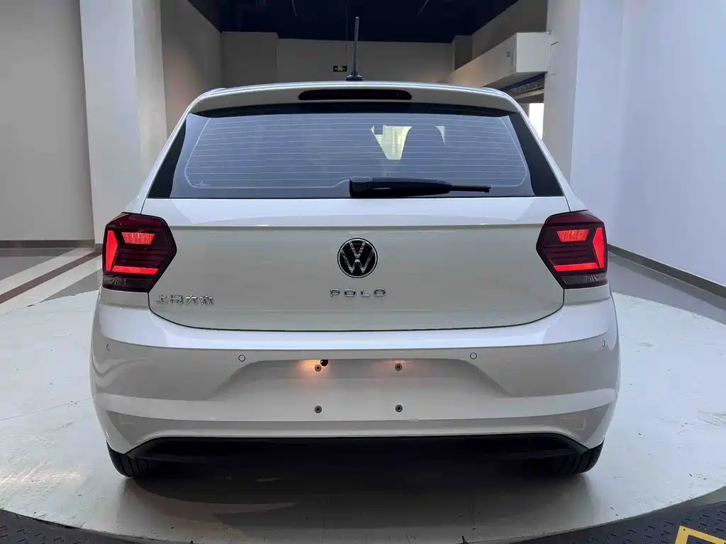 Volkswagen Polo 2021 Plus 1.5L AT