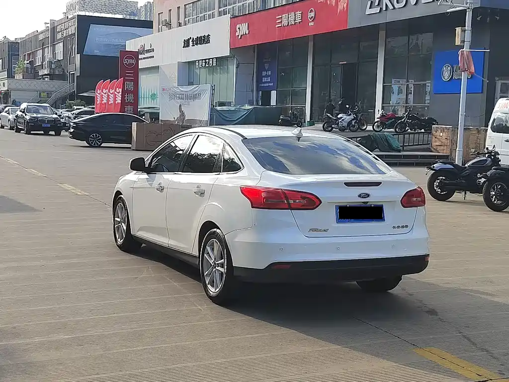 Ford Focus — миниатюра 9