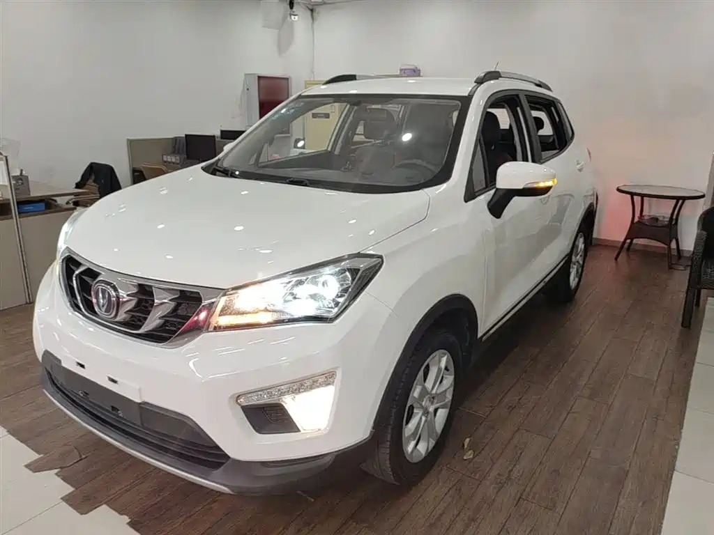 Changan CS15 2016