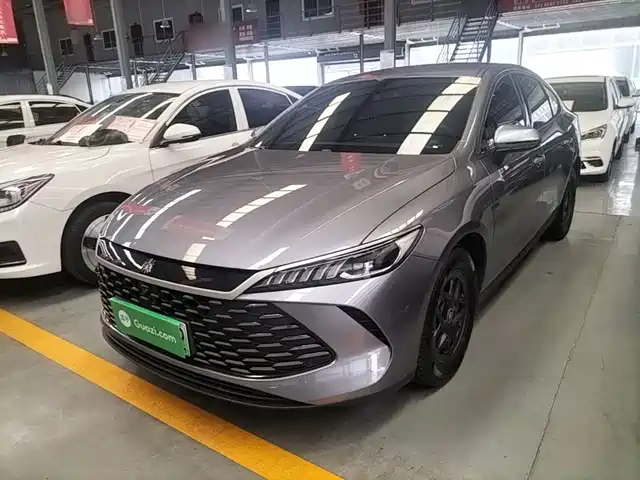 2025 BYD Qin