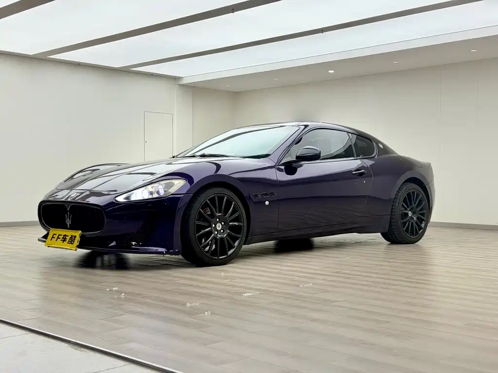 Maserati GranTurismo 2009 4.7L Sport Automatic