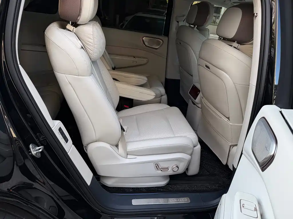 Lynk & Co 900 1.5T Ultra 6 seats, фото 10