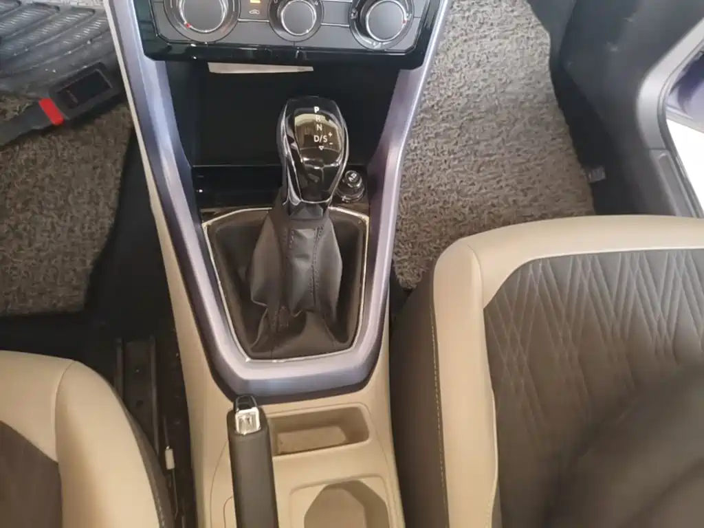 Volkswagen T-Cross — миниатюра 14