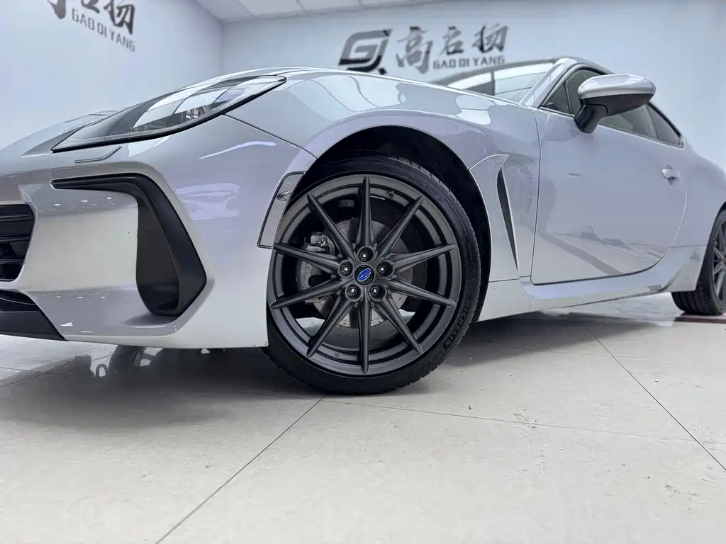 SUBARU BRZ