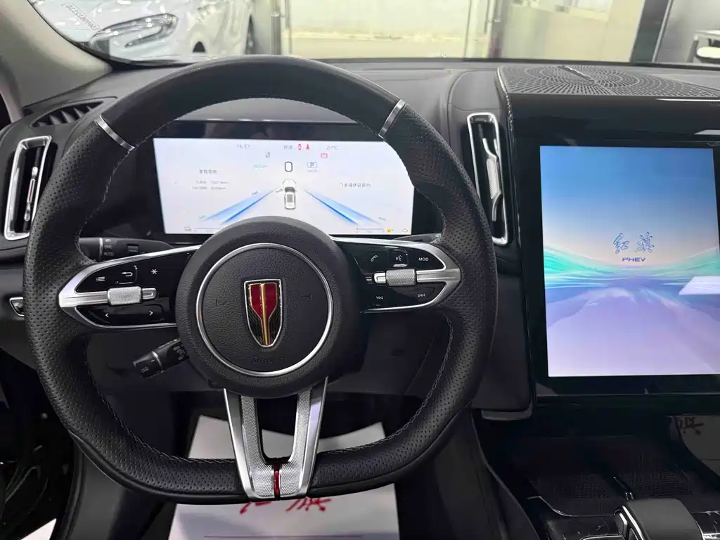 Hongqi Hongqi HS3 PHEV — миниатюра 11